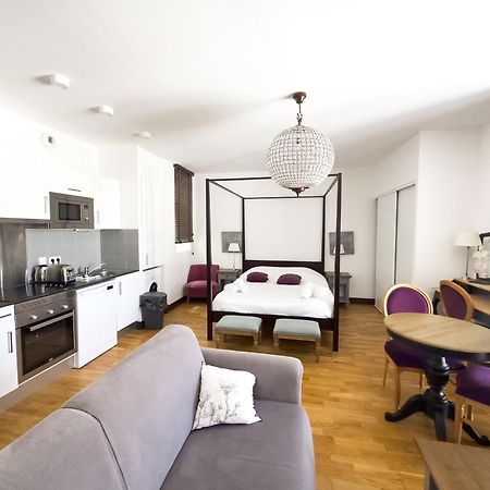 Residence De L'Arsenal Royal - Meubles De Tourisme Ροσφόρ Εξωτερικό φωτογραφία