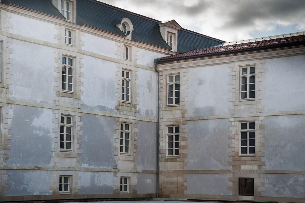 Residence De L'Arsenal Royal - Meubles De Tourisme Ροσφόρ Εξωτερικό φωτογραφία